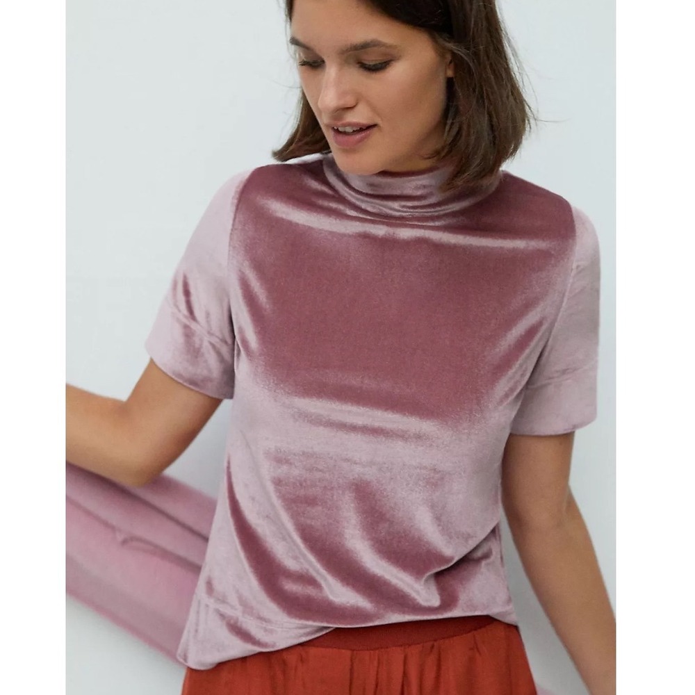 Anthropologie Krisha Velvet Mock Neck Top Dusty Rose Mauve Short Sleeve Large